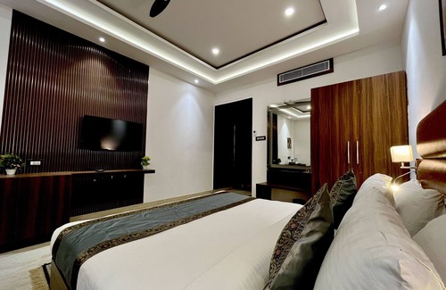 Kakarmatha Hotel | Kalawati Palace