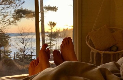 Lansdowne House | Kalea - Overlooking the river with your own Hottubn