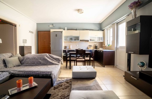 Moschato-Tavros Apartment | Kalithea train station 1bedroom 2persons