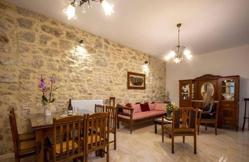 Archanes Apartment | Kalomiris Thea Suite