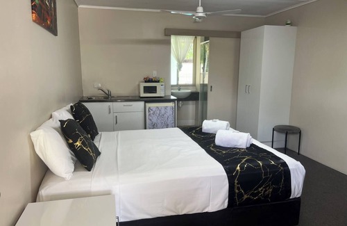 Bundaberg North Hotel | Kalua Motel