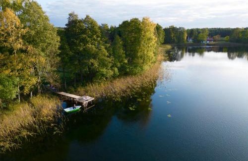 Pasym Villa | Kalwa Lake House - dom nad jeziorem z prywatnym pomostem i jacuzzi oraz sprzętem wodnym