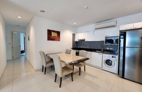 Kamala Apartment | Kamala Regent 3 Bedroom Apartment Pool View by RESAVA