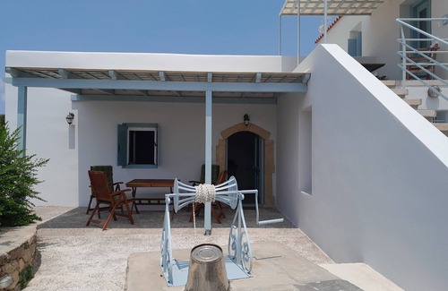 Kithira House | Kamara maira arch house