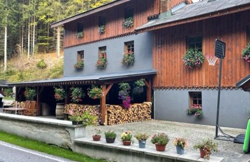 Strazne House | Kamenný Mlýn