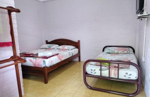 Lumut Hotel | KAMILA MOTEL TELUK SENANGIN
