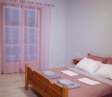 Katavolos Apartment | Kaminaki Seaview Apartments