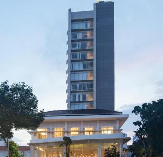Surabaya Hotel | Kampi Hotel Tunjungan - Surabaya