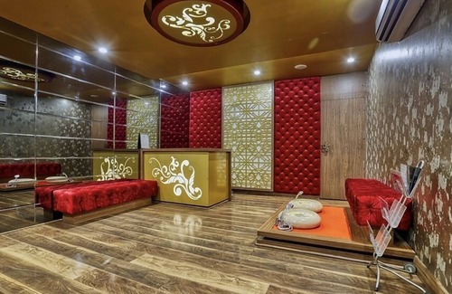 Palasia Hotel | KANCHAN TILAK
