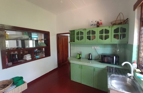 Kadugannawa Villa | Kandy Breeze Stay : A Villa in relaxing natural surrounding with a Spice Garden