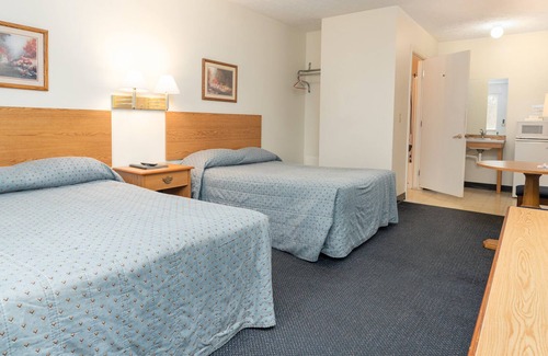 Williamston Hotel | Kane's Acorn Motel