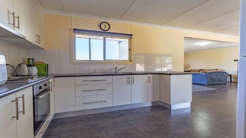 Lake Wangary House | Kangaroo Hollow