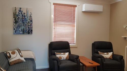 Kingscote Apartment | Kangaroo Island Seabright Garden Cottage