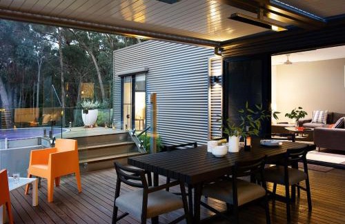 Daylesford House | Kangary - bush retreat with outdoor spa