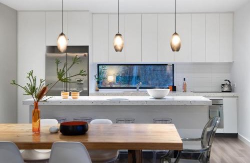 Daylesford House | Kangary - bush retreat with outdoor spa
