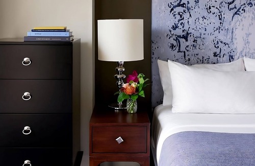West Plaza Hotel | Kansas City Getaway! Pool, Pets Allowed, Minutes To Fountain Of Neptune