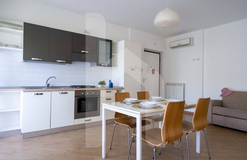Pineto Apartment | Kaparbio - Three-room apartment on the first floor a few steps from the sea