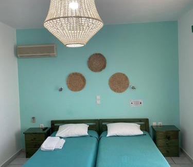 Plaka Apartment | Kapares Studios