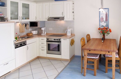 Breege Apartment | Kapitänskajüte by Interhome