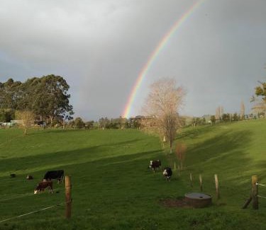 Te Pahu Bed & Breakfast | Karamu Homestead