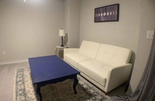 Manor House | Karaoke Zen House near Domain, Apple, Samsung, Dell