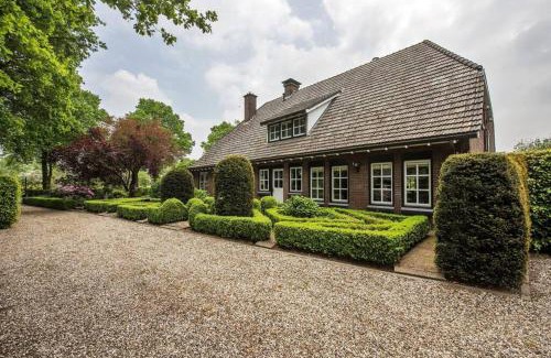 Daarle Apartment | Karibu Het Voorhuis 2 tot 6 persoons luxe slaapkamers met een mooie woonkeuken