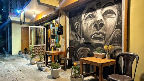 Manali House | Karma Valley Stay & Cafe