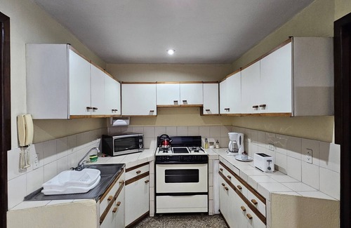Quetzaltenango House | KARMEL House. only 800 meters from the Gran Karmel Convention Center.