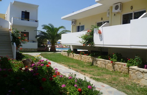 Kolymvari Apartment | Karmi Studios & Apartments