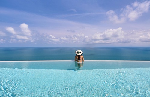 Lamai Villa | Karpe Diem: Twin Infinity Swimming Pools