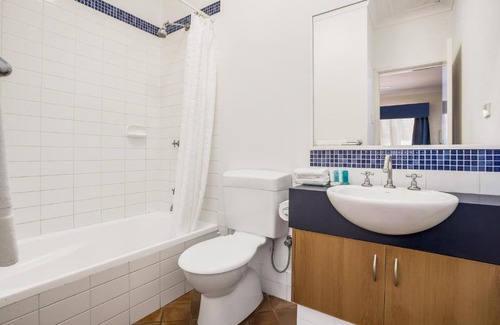 Karratha Hotel | Karratha Central Apartments