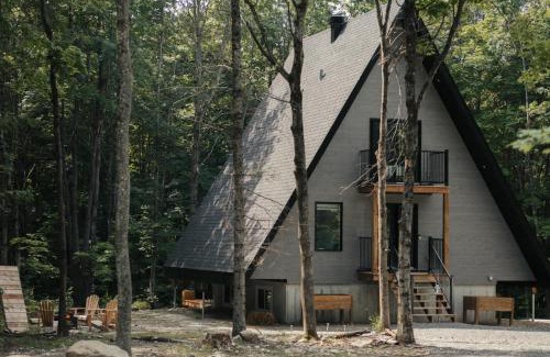Amherst Ski Chalet | Kartalla - the A frame experience in Tremblant