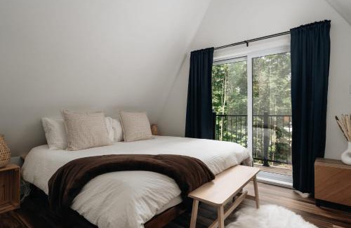Amherst Ski Chalet | Kartalla - the A frame experience in Tremblant
