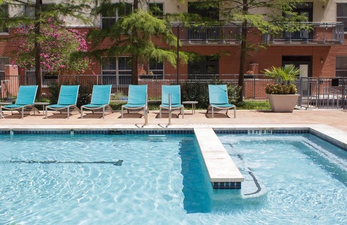 Second Street District Apartment | Kasa | Airy 1BD Close to Local Cuisine | Austin