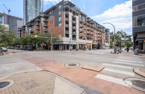 Second Street District Apartment | Kasa Downtown Austin
