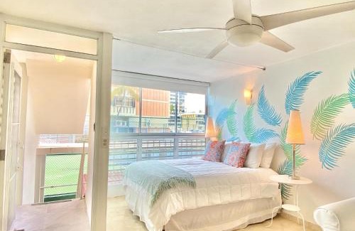 Condado Apartment | KASA El Sol by the Sea with Pool and Parking