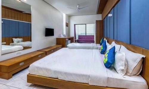 Gandhinagar Hotel | Kasa Hotels