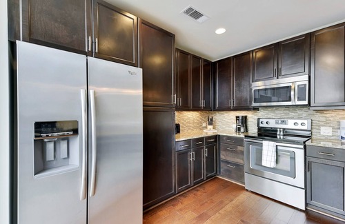 Waller Creek District Apartment | Kasa Lady Bird Lake Austin