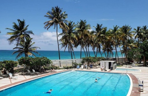 Condado Apartment | KASA Poolside Balcony for 2