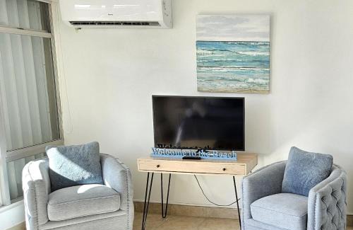 Isla Verde Apartment | KASA Seaview at Coral Beach BEACHFRONT POOL