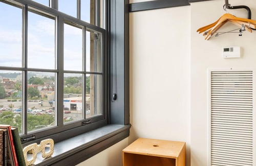 East Liberty Apartment | Kasa Unique Studio Explore Bakery Square The Maverick