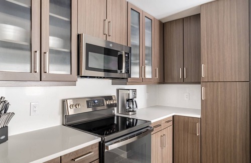 Second Street District Apartment | Kasa | Uniquely Designed, Close to Dining | Austin