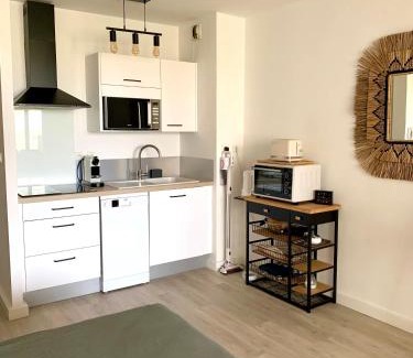 Caphomard Apartment | Kasamia Studio Boucan Canot