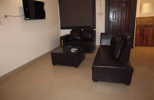 Mahmoorganj Apartment | Kashidhya K-507 Sigra two bedroom apt