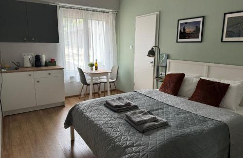 Tata Apartment | Kastélykert Vendégház Tata