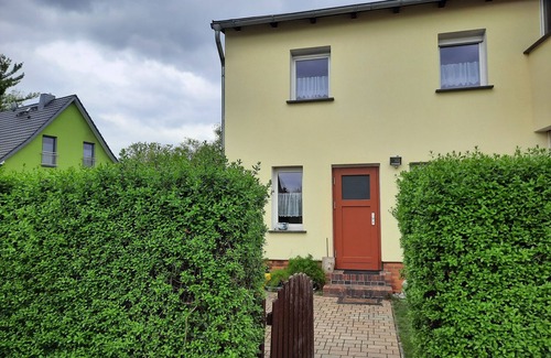 Lubben Apartment | Kastanienhof Lübben - Ferienwohnung Neu