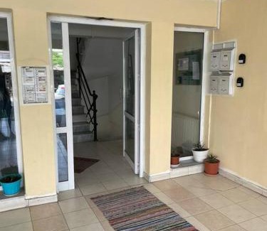 Serres Apartment | Kate's Studio with view and free parking