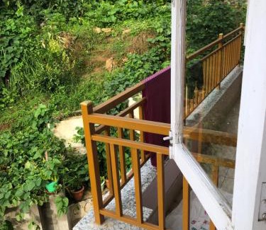 Chobar Bed & Breakfast | Kathmandu Family Home
