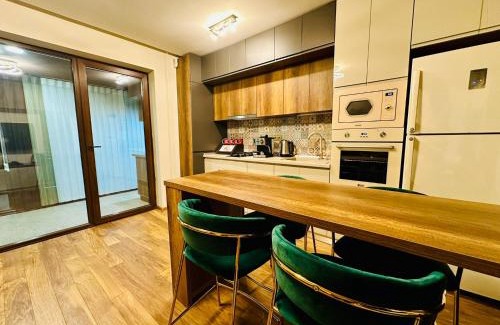 Busteni Apartment | Kathy's Elegance