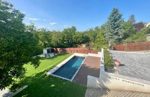 Balatonkenese Apartment | Katica Szállás